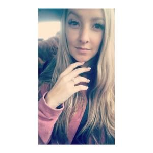 Meet your Posher, Stephanie